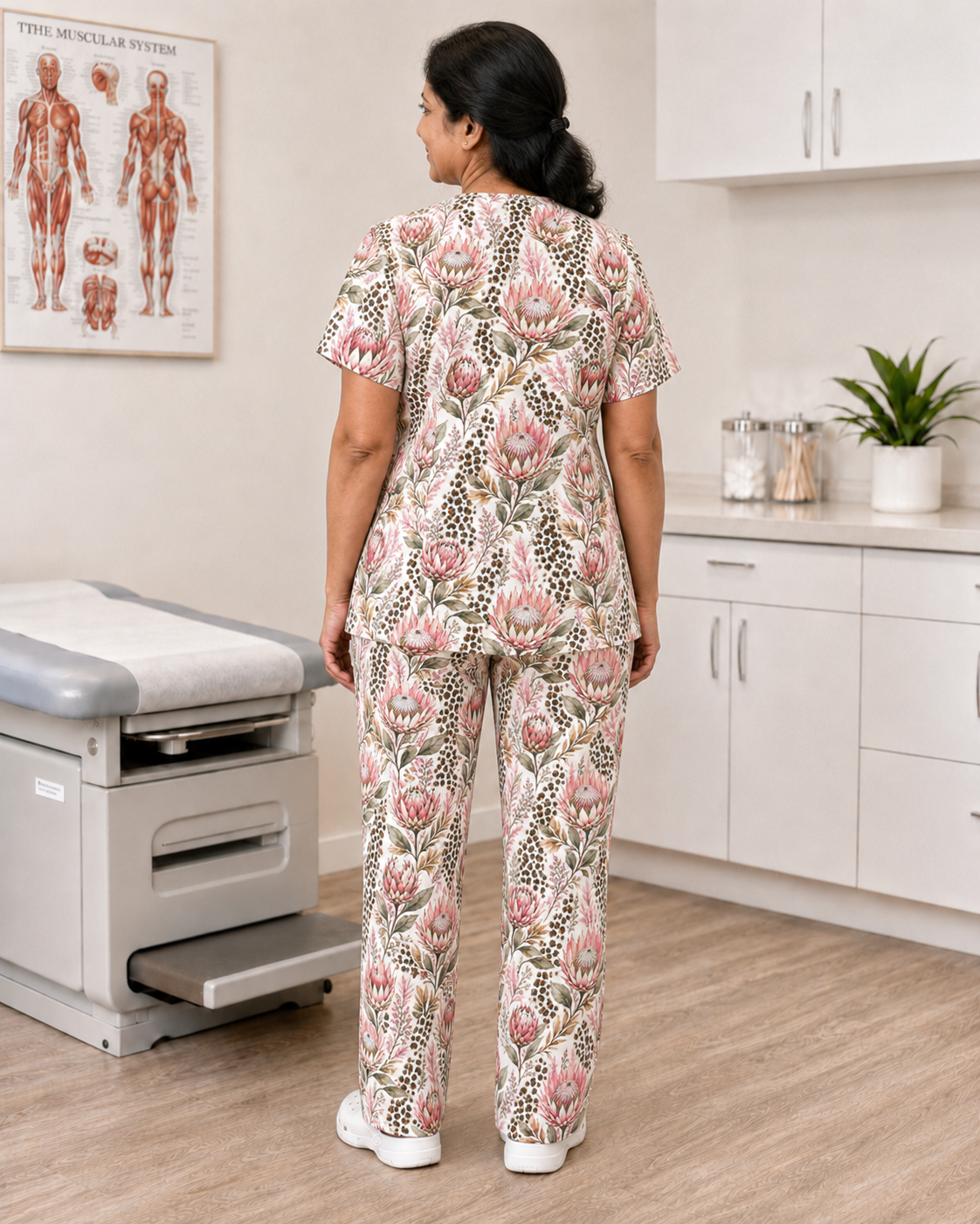 Scrub Set Unisex (Top + Pants) – Protea Leopard